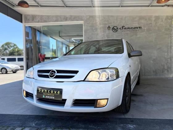 CHEVROLET ASTRA 2.0 MPFI ADVANTAGE 8V FLEX 2P MANUAL CHEVROLET ASTRA 2.0 MPFI ADVANTAGE 8V FLEX 2P MANUAL